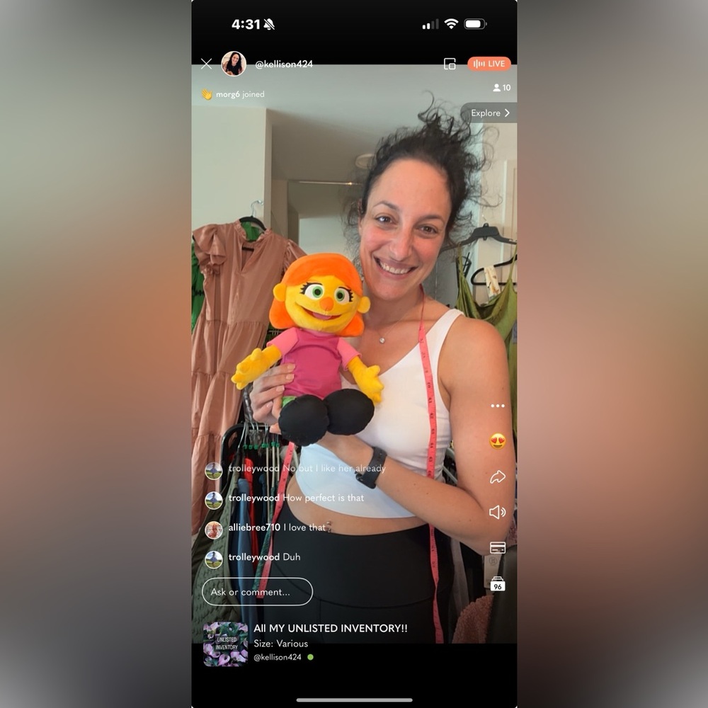 KELLISON424 IS LIVE 🌷🦖LIVE SHOW LISTING 🌷🦖 - Picture 3 of 15